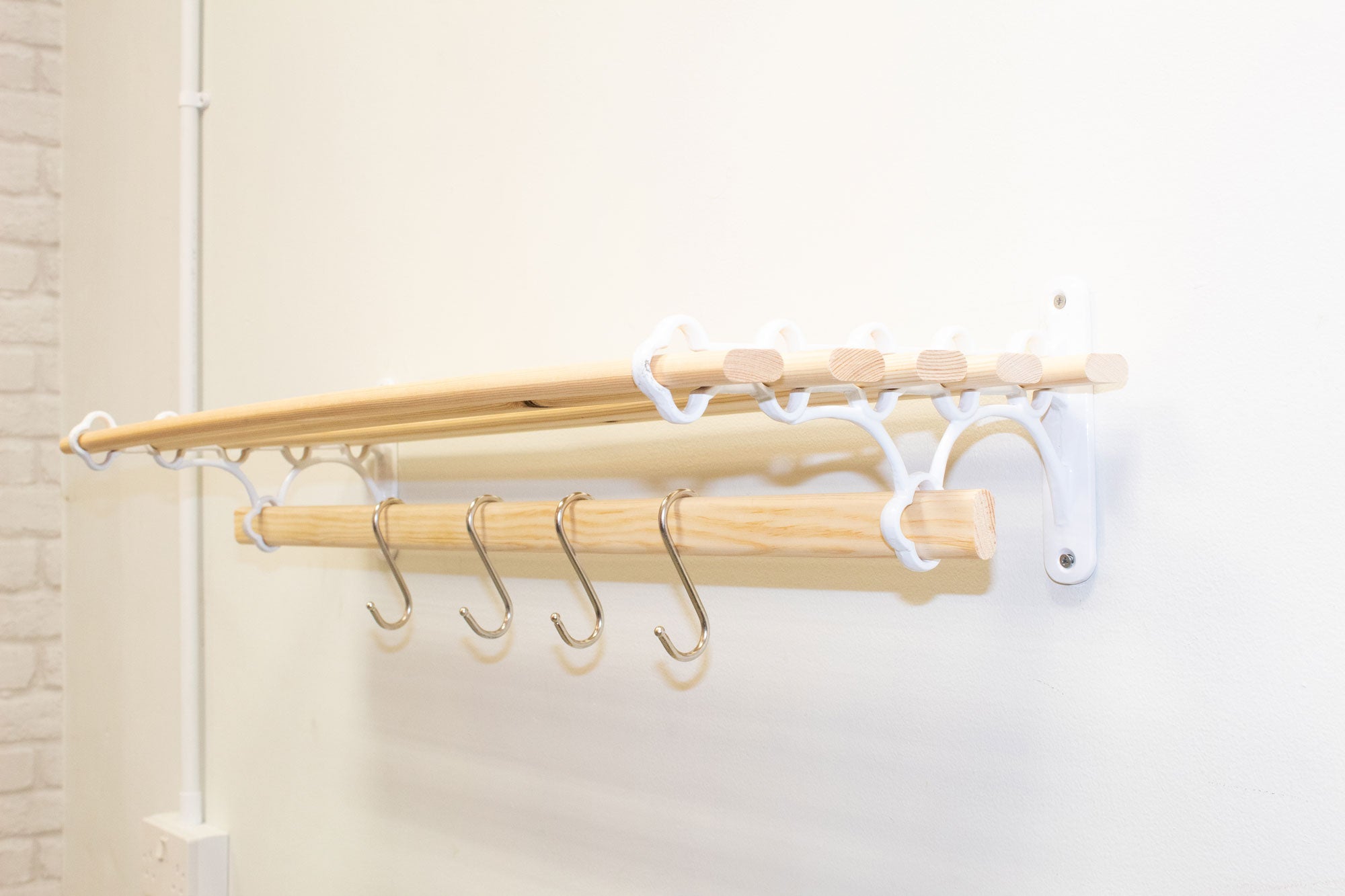 Shelf Drying Rack Over Radiator Wall Mounted Cast Iron 6 x Wooden Lath ...